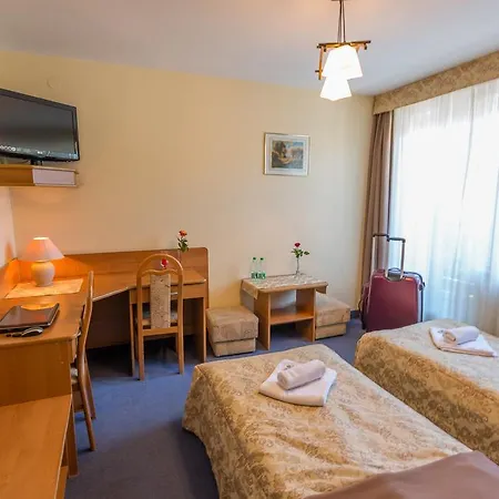 Osrodek Fian - I Konferencje W Centrum Zakopane