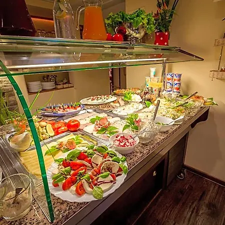 Bed & Breakfast Osrodek Fian - I Konferencje W Centrum 3*