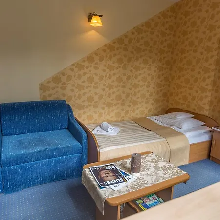 Nocleg ze śniadaniem Fian - I Konferencje W Centrum 3*